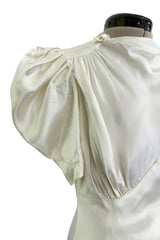 Beautiful 1930s Ivory Silky Rayon Wedding Gown w Train, Puffed Cap Sleeves & Romantic Rosette Detailing