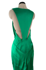 Outstanding Fall 2001 Versace by Donatella Versace Runway Look 54 Green Silk Bias Cut Dress