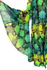 Magical 1970s Jean Varon Green Printed Dress w Elaborate Ruffled Sleeves