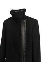 Minimalist Fall 2001 Gucci by Tom Ford Runway Look 21 Cashmere & Leather Sleek Black Coat