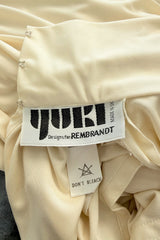 1970s Yuki by Gnyuki Torimaru for Rembrandt Ivory Jersey Caftan Dress W Gathered Front