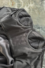 Fabulous 2007 Alexander McQueen Strapless Silk Black & Grey Tone Feather Print Dress