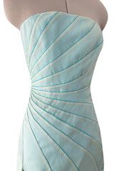 Superb Fall 2005 Richard Tyler Version of Runway Strapless Pale Blue & Ivory Silk Organza Dress