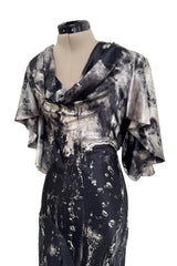 Outstanding Fall 2010 Alexander McQueen Gray Scale Print Silk Dress w Caped Sleeves & Trained Skirt