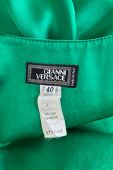 Outstanding Fall 2001 Versace by Donatella Versace Runway Look 54 Green Silk Bias Cut Dress