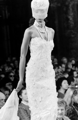 Dreamy Spring 1984 Emanuel Ungaro Haute Couture Runway Ivory Applique Lace & Silk Dress