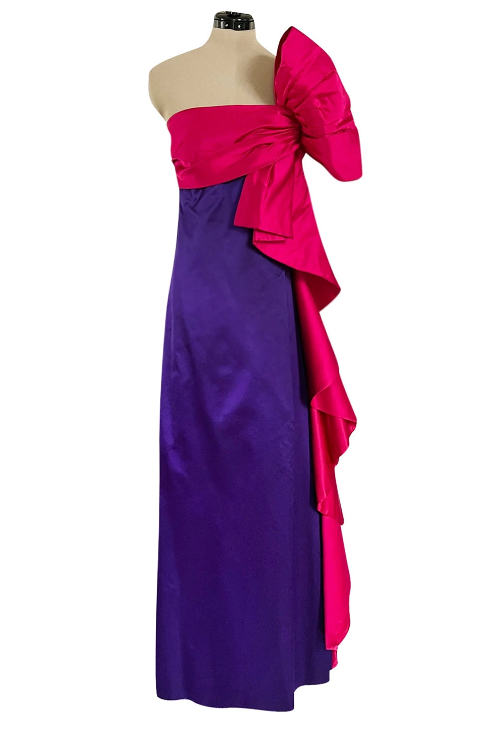 bill blass evening dress 1985 Bill Blass Full Length Vintage Black Dress w/ White Abstract Print main image 1