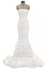 Divine Spring 2010 Oscar de la Renta Bridal Collection Strapless Ruffled Silk Organza, Silk Chiffon & Net Wedding Dress