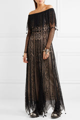 Spring 2017 Alexander McQueen by Saran Burton Runway Look 37 Off Shoulder Black Stretch Net Dress