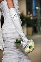 Divine Spring 2010 Oscar de la Renta Bridal Collection Strapless Ruffled Silk Organza, Silk Chiffon & Net Wedding Dress