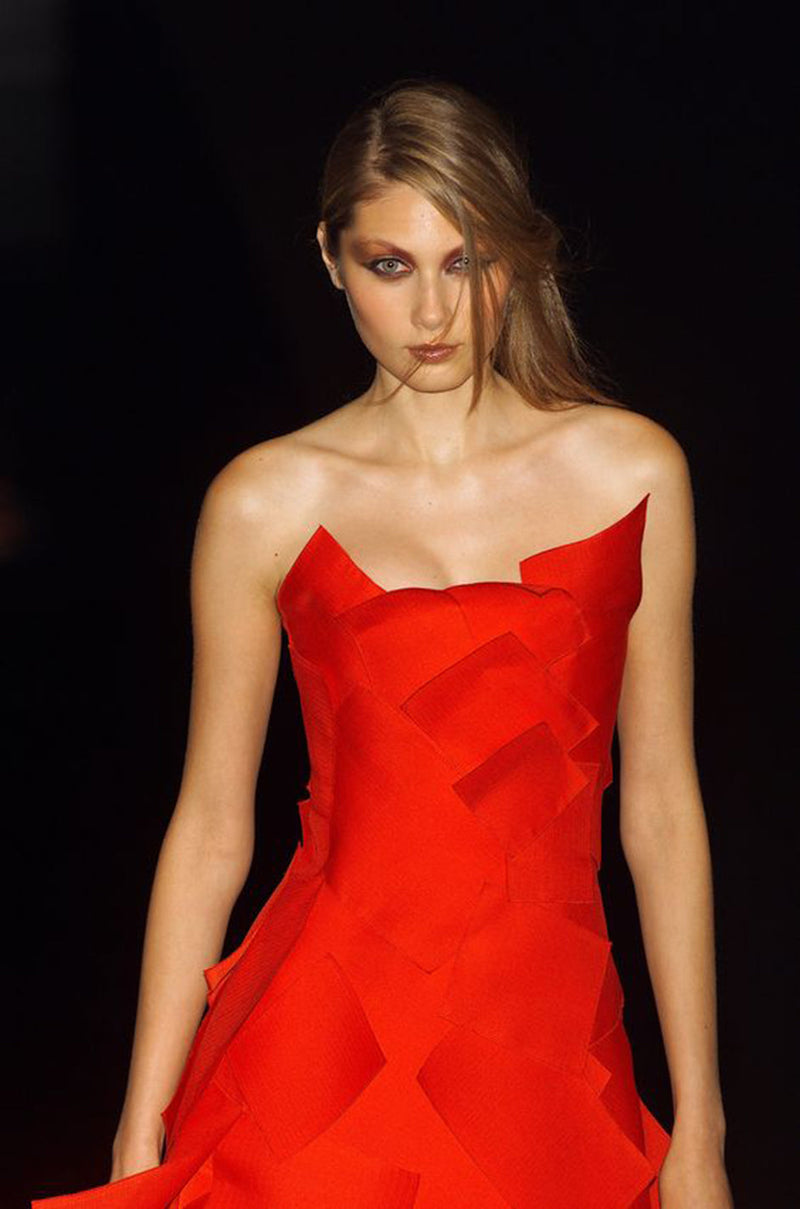 Fall 2001 Jean Louis Scherrer Haute Couture Original Runway Look 7 Sample Strapless Red Layered Panel Dress