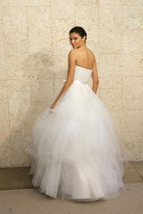 Pretty Fall 2011 Oscar de la Renta Runway White Tulle, Sequin & Rhinestone Dress