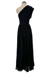 Gorgeous Resort 2018 Celine by Phoebe Philo Minimalist Black Jersey One Shoulder Dress w Swingy Skirt
