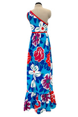 c.1977 Oscar de la Renta for Swirl One Shoulder Printed Bright Floral Cotton Dress w Ruffled Hem