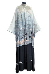 Outstanding 1970s Jean Varon Crane & Ocean Print Jersey Caftan Dress w Hand Crocheted Collar