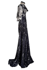 Outstanding Fall 2010 Alexander McQueen Gray Scale Print Silk Dress w Caped Sleeves & Trained Skirt