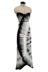 Fabulous 2007 Alexander McQueen Strapless Silk Black & Grey Tone Feather Print Dress