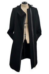 Minimalist Fall 2001 Gucci by Tom Ford Runway Look 21 Cashmere & Leather Sleek Black Coat
