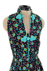 Prettiest Early 1970s Oscar de la Renta Floral Printed Halter Dress w Frog Knots & Open Back