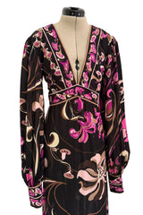 Dreamiest 1970s Emilio Pucci Black Silk Jersey Dress w V Front & Pink Flower Print