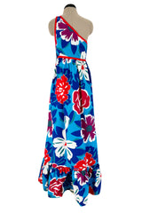 Prettiest 1977 Oscar de la Renta for Swirl One Shoulder Printed Bright Floral Cotton Dress w Ruffled Hem