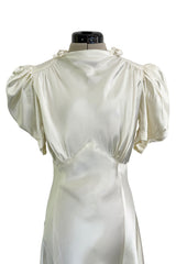 Beautiful 1930s Ivory Silky Rayon Wedding Gown w Train, Puffed Cap Sleeves & Romantic Rosette Detailing