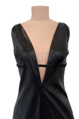 Exceptional Fall 2000 Richard Tyler Couture Plunging Front & Open Back Sculpted Black Ultrasoft Leather Dress