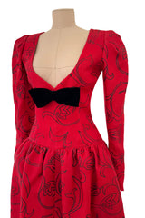 Stunning Fall 1994 Givenchy Haute Couture Original Runway Sample Dress w Front Black Bow