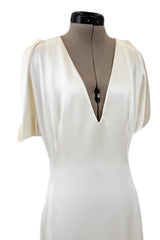 Minimalist 2011 Alexander McQueen Bias Cut Liquid Silk Satin Ivory Dress w Amazing Sleeves