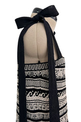 Easy to Wear Cruise 2018 Chanel by Karl Lagerfeld Look 13 Knit Sheath Dress w Tie Shoulders