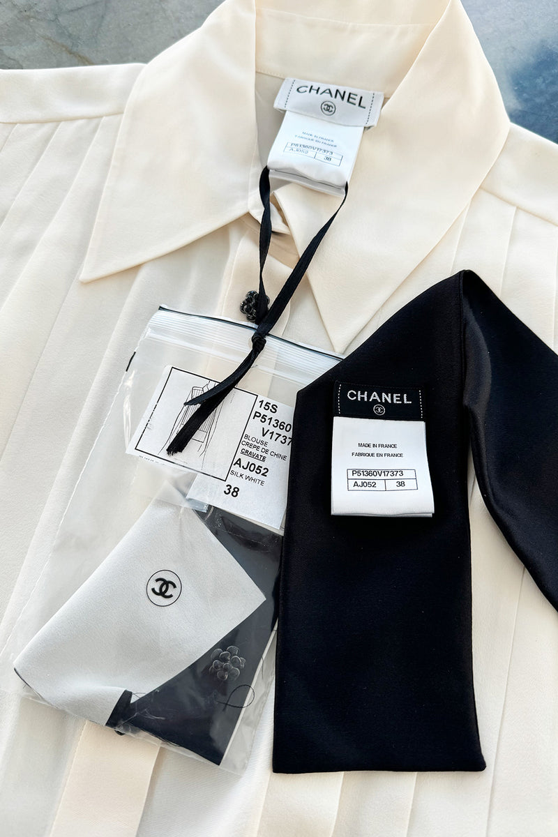 Spring 2015 Chanel by Karl Lagerfeld Runway White Crepe de Chine Pleated Blouse W Handmade Camellia Buttons