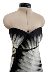 Fabulous 2007 Alexander McQueen Strapless Silk Black & Grey Tone Feather Print Dress