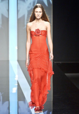 Prettiest Spring 2002 Valentino Runway Strapless Red Dot Silk Chiffon Dress w Ruffled Tiers