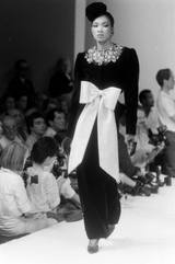 Gorgeous & Chic Fall 1984 Givenchy by Hubery de Givenchy Haute Couture Strapless Pink Silk & Black Velvet Dress