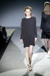 Chic & Simple Fall 2001 Gucci by Tom Ford Runway Look 20 Black Silk Side Zipper Sheath Dress