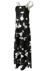 1970s Luis Estevez Black & White Lilly Print Easy to Wear Jersey Dress