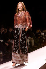 Fall 2002 Oscar de la Renta Embroidered & Sequin Black Velvet Jacket