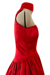 Stunning Halston Fall 2001 Red Silk Satin Dress w Unusual Attached Collar Detail