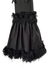 Fall 2004 Oscar de la Renta Runway Feather & Black Silk Hourglass Dress