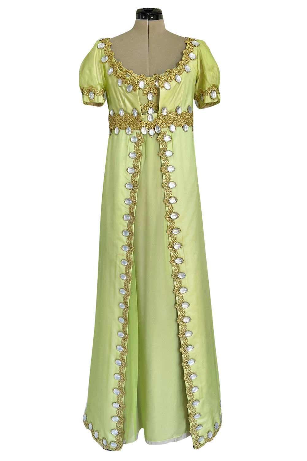 Stunning Unlabelled Vintage Soft Lime Silk Chiffon Regency Inspired Dr Shrimpton Couture Stunning Unlabelled Vintage Soft Lime Silk Chiffon Regency Inspired Dr Shrimpton Couture