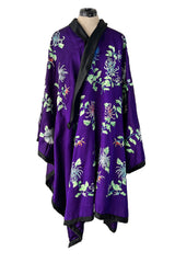 Outstanding 1920s Brilliant Floral Embroidered Rich Purple Silk Cape Cut Flapper Coat