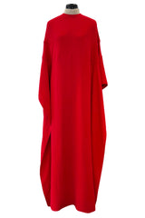 Stunning 2017 Valentino by Pierpaolo Piccioli Minimalist Red Cady Caftan Dress