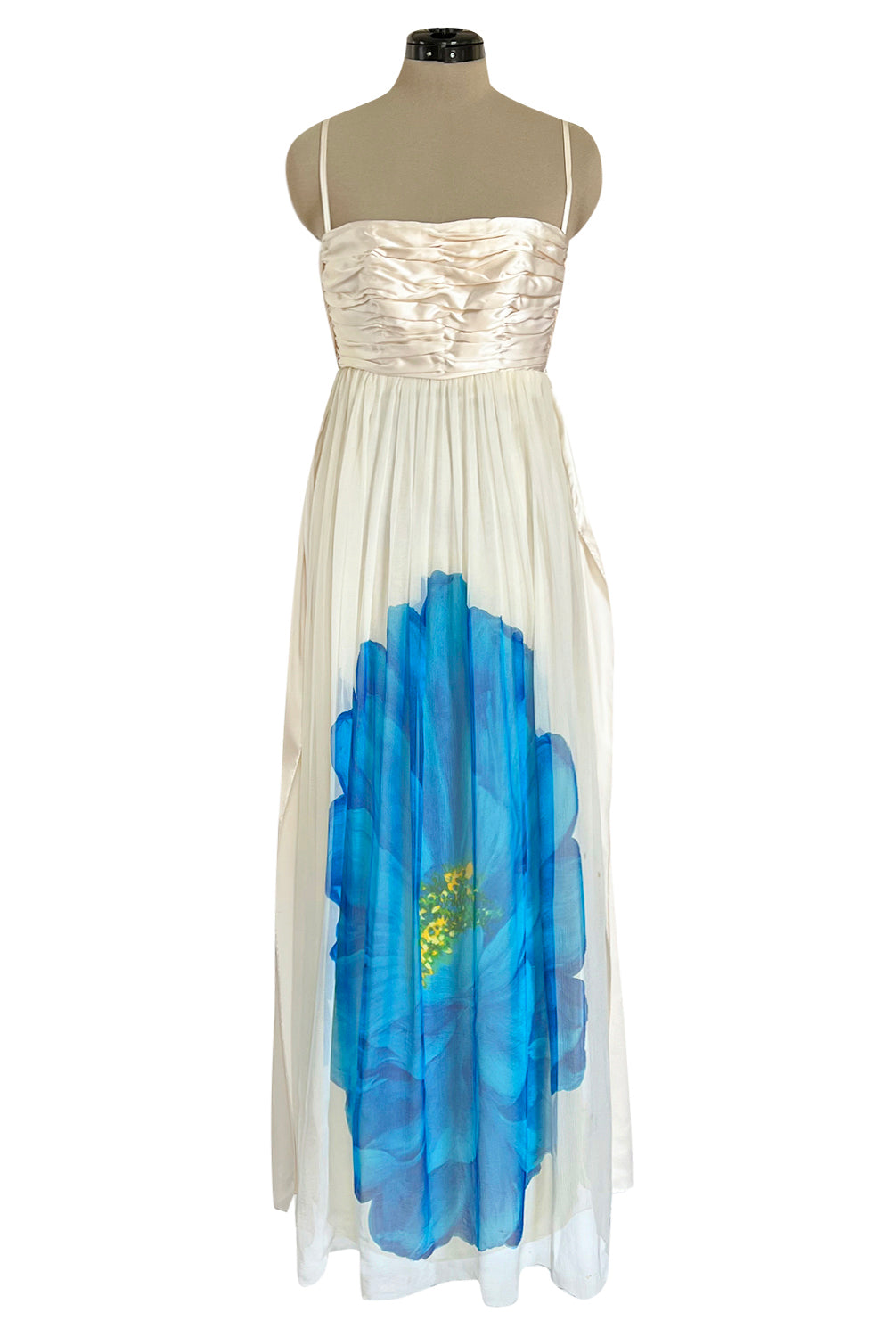 sachin and babi light blue dress Get holiday party ready with @NeimanMarcus just in time for Cyber Monday!  Earn up to a $1,250 Neiman Marcus Gift Card w/ Code: GC4YOU  #NeimanMarcusPartner #neimanmarcus , Shop this look via my LTK