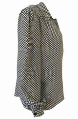Chic 1980s Valentino Boutique Graphic Black & White Silk Top