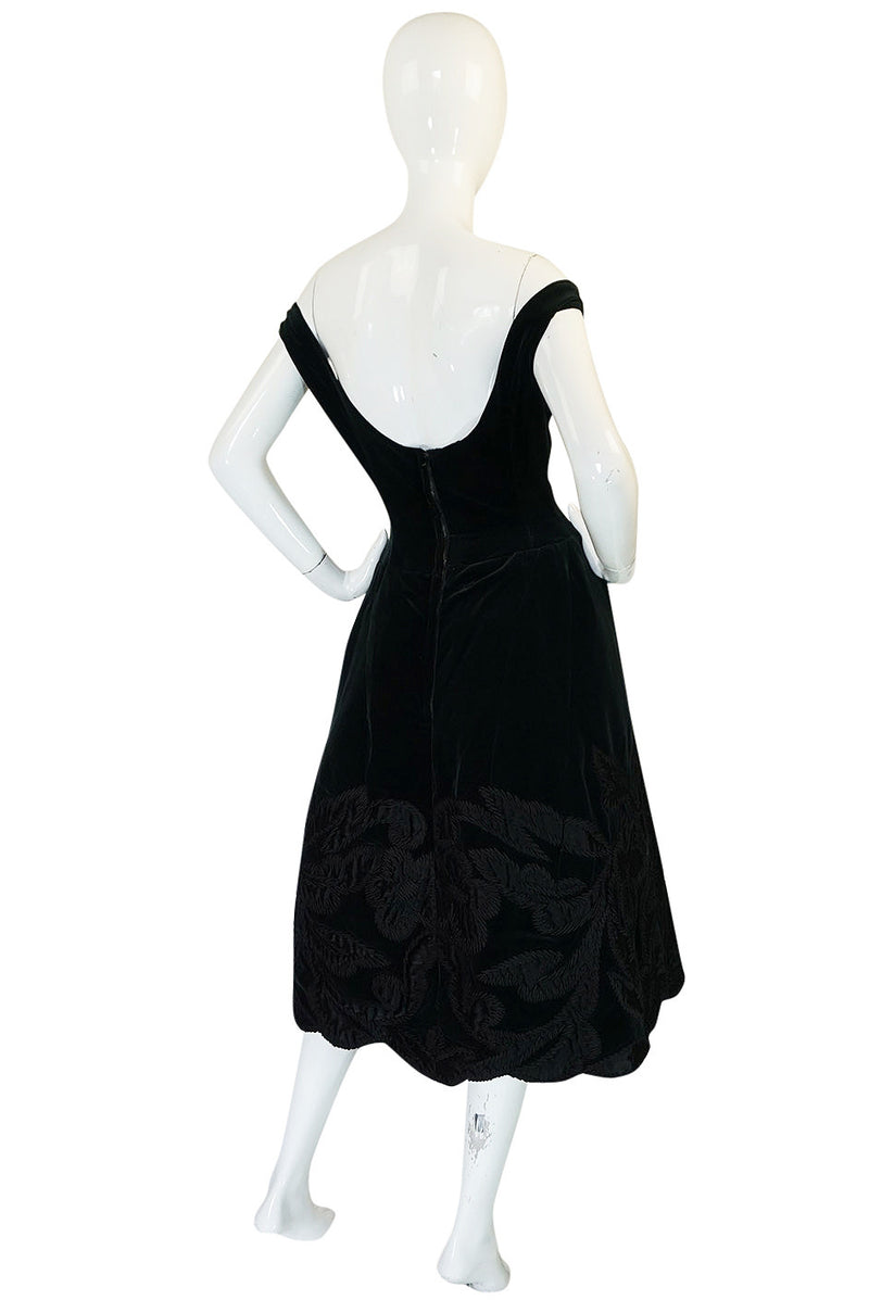 1950s Demi-Couture Level Nazareth Velvet Applique Dress