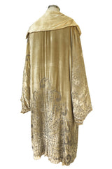 Exceptional 1920s Gold Silk Velvet Beaded Art Deco Wide Sleeve Coat