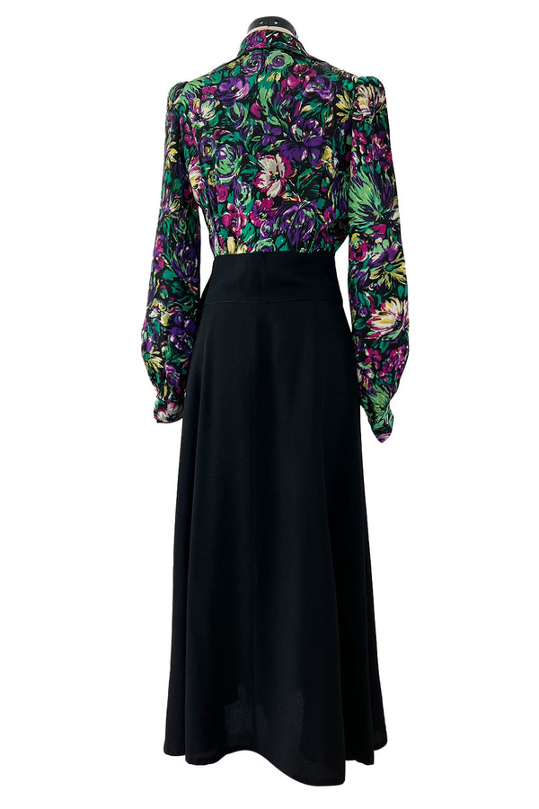 Chic 1930s Silky Rayon Vibrant Floral Printed Dress w Flared Black Crepe Skirt