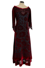 Gorgeous 1980s Zandra Rhodes Deep Red Cut Velvet Caftan Dress w Beaded Detailing