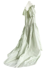 Spring 1999 Oscar De La Renta Pale Green Striped Silk Taffeta Billowing Over Dress & Pant Set