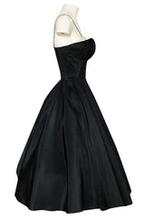 1950s Unlabeled Black Full Circle Skirted Silk Dress w Daisy Applique Bust